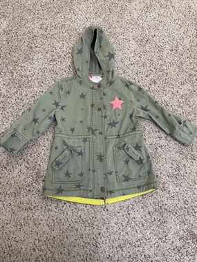 Hanna Andersson Olive Star Print Hooded Jacket with Pink Star